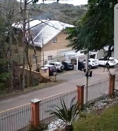 Hospedagem Vo Lina Apartment Gramado Bagian luar foto