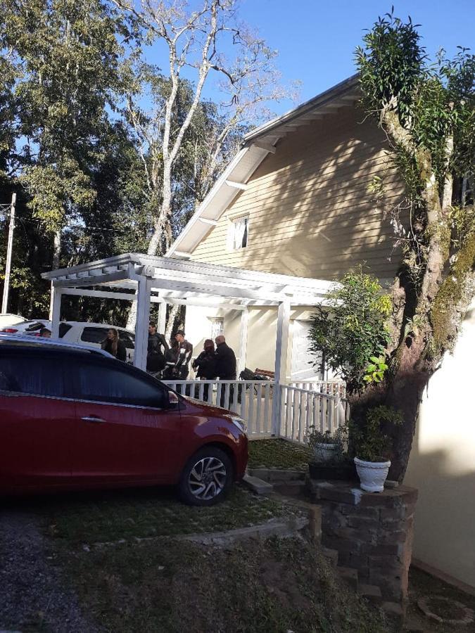 Hospedagem Vo Lina Apartment Gramado Bagian luar foto